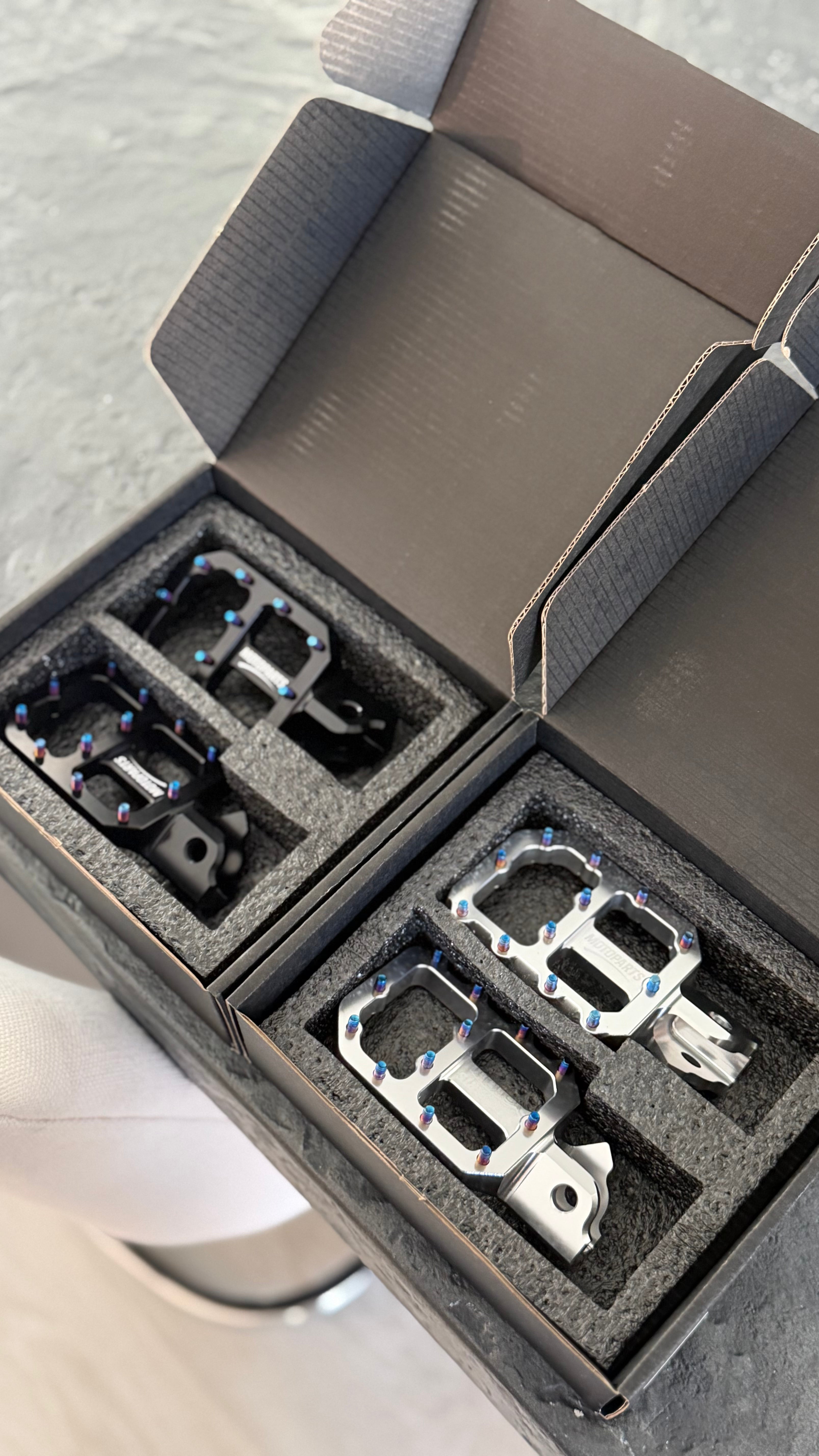 Emoto Pegs