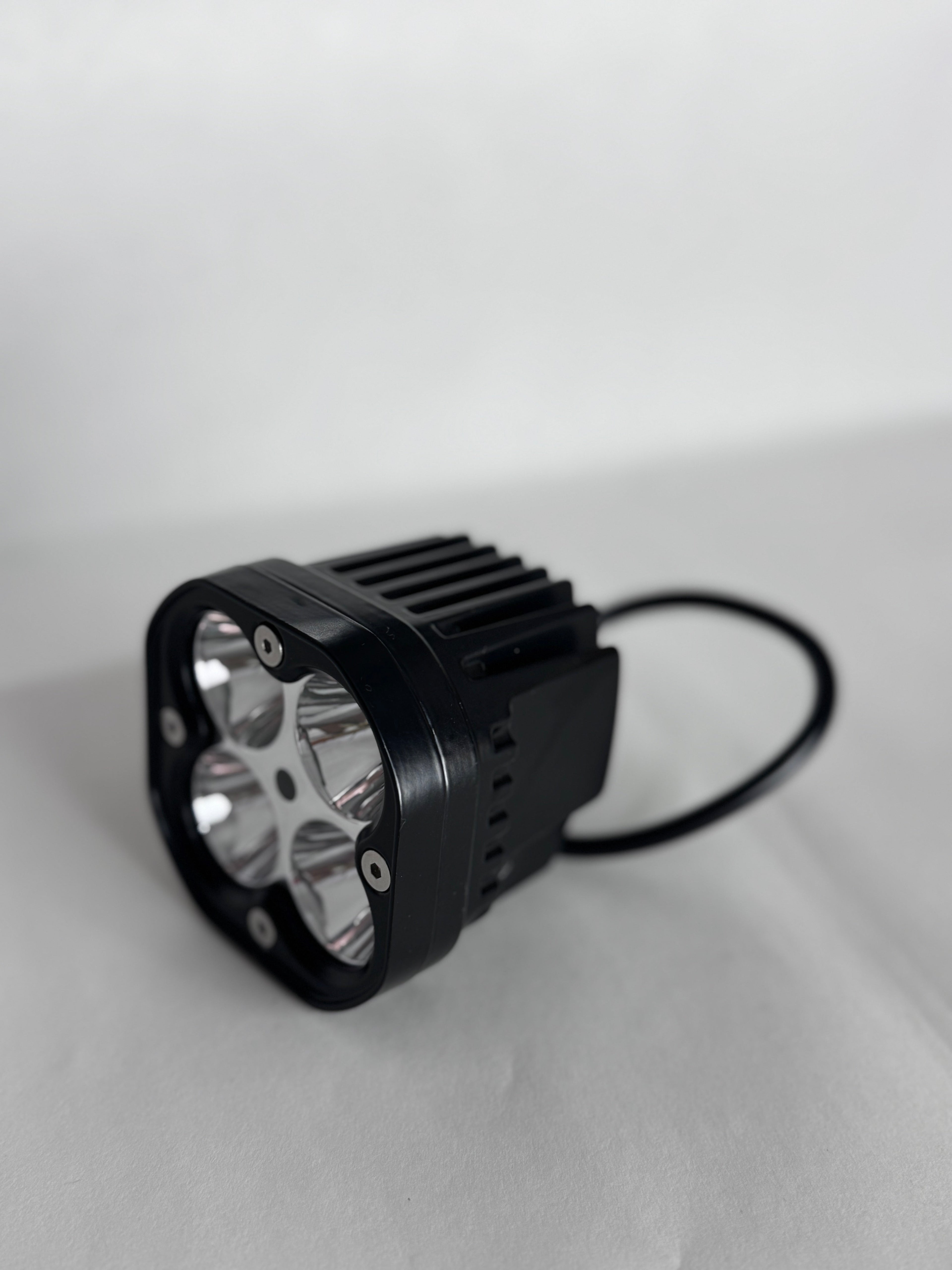Ultra Customz ultra bee baja light - Plug N Play